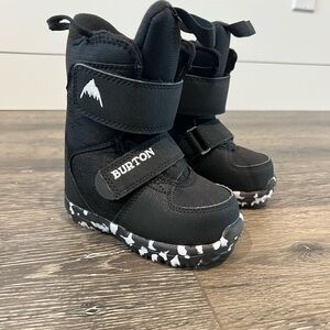 Burton Kids' Black Snow Boots